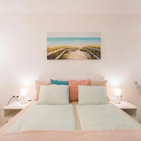 Mandala Apartman Aranypart * Siófok