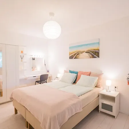 Mandala Apartman Aranypart