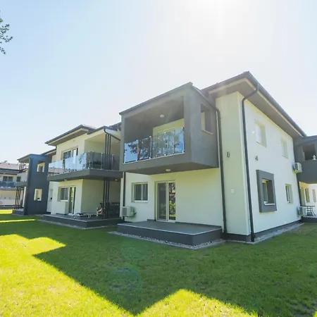 Apartament Mandala Apartman Aranypart *